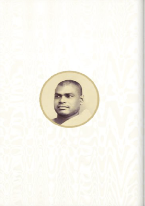 Retrato de Swami Ramakrishnananda en las páginas interiores del libro